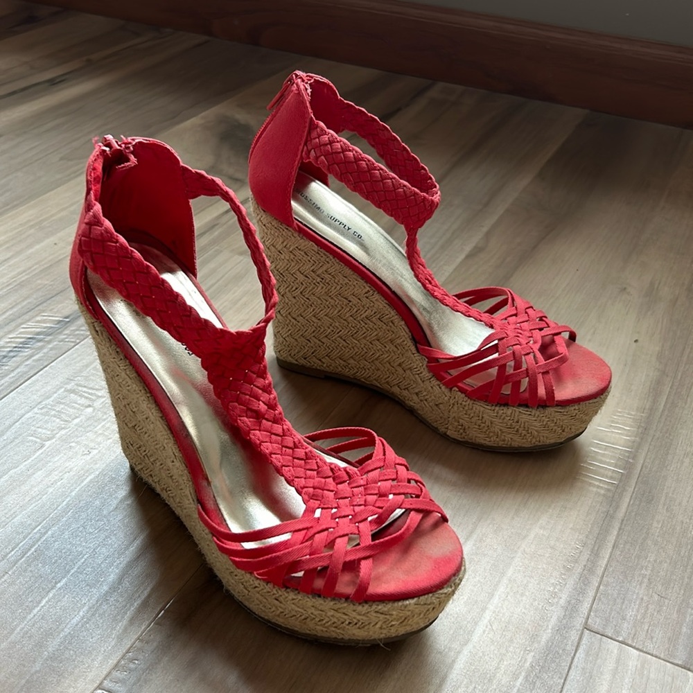 Mossimo wedge espadrilles